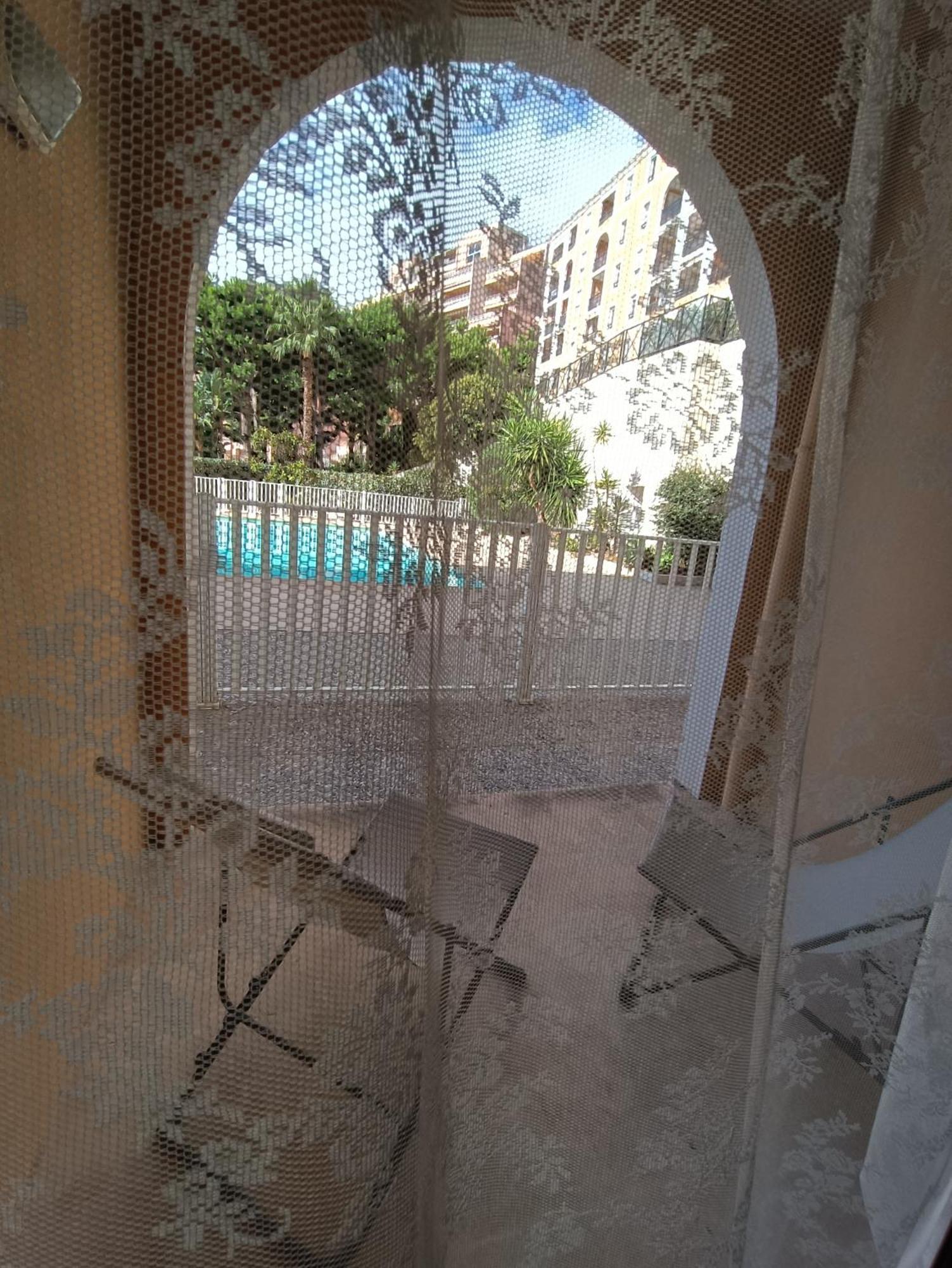 Direct Monaco Studio Devant Piscine Босолей Екстер'єр фото